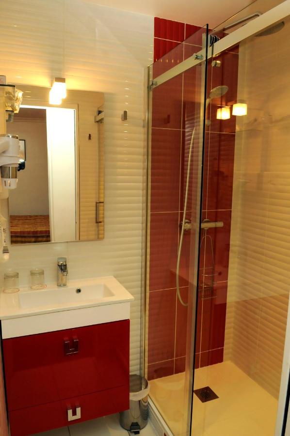 Hotel La Sanguine باريس المظهر الخارجي الصورة