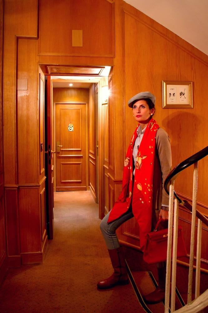 Hotel La Sanguine باريس المظهر الخارجي الصورة